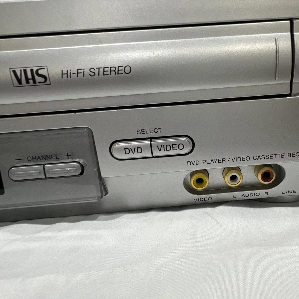 Sony SLV-D300P DVD Player VCR Player Combo Silver (No Remote) Tested Works